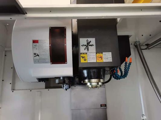 4 Axis RS232 5.5kw CNC Machining Center With Hydraulic Tailstock